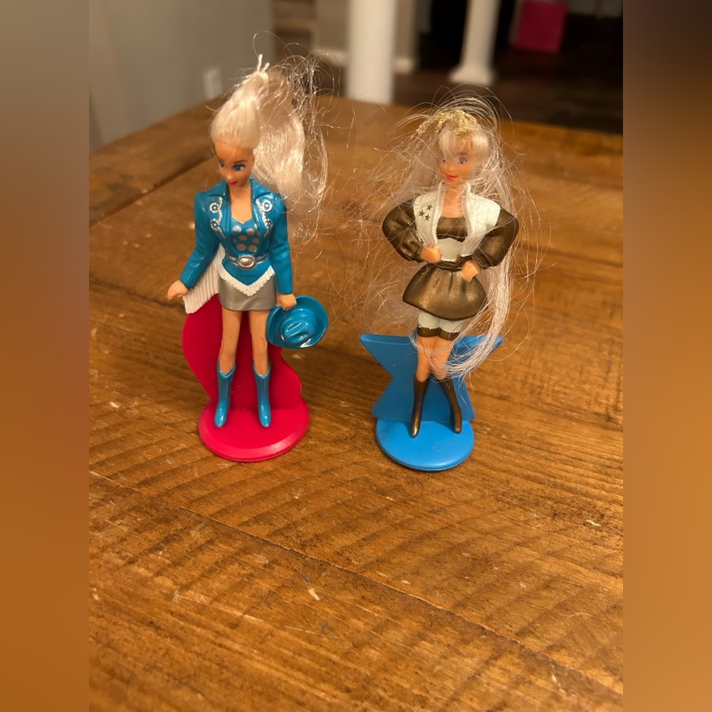 Bundle of 1994 Barbie McDonalds Happy Meals figurines as is